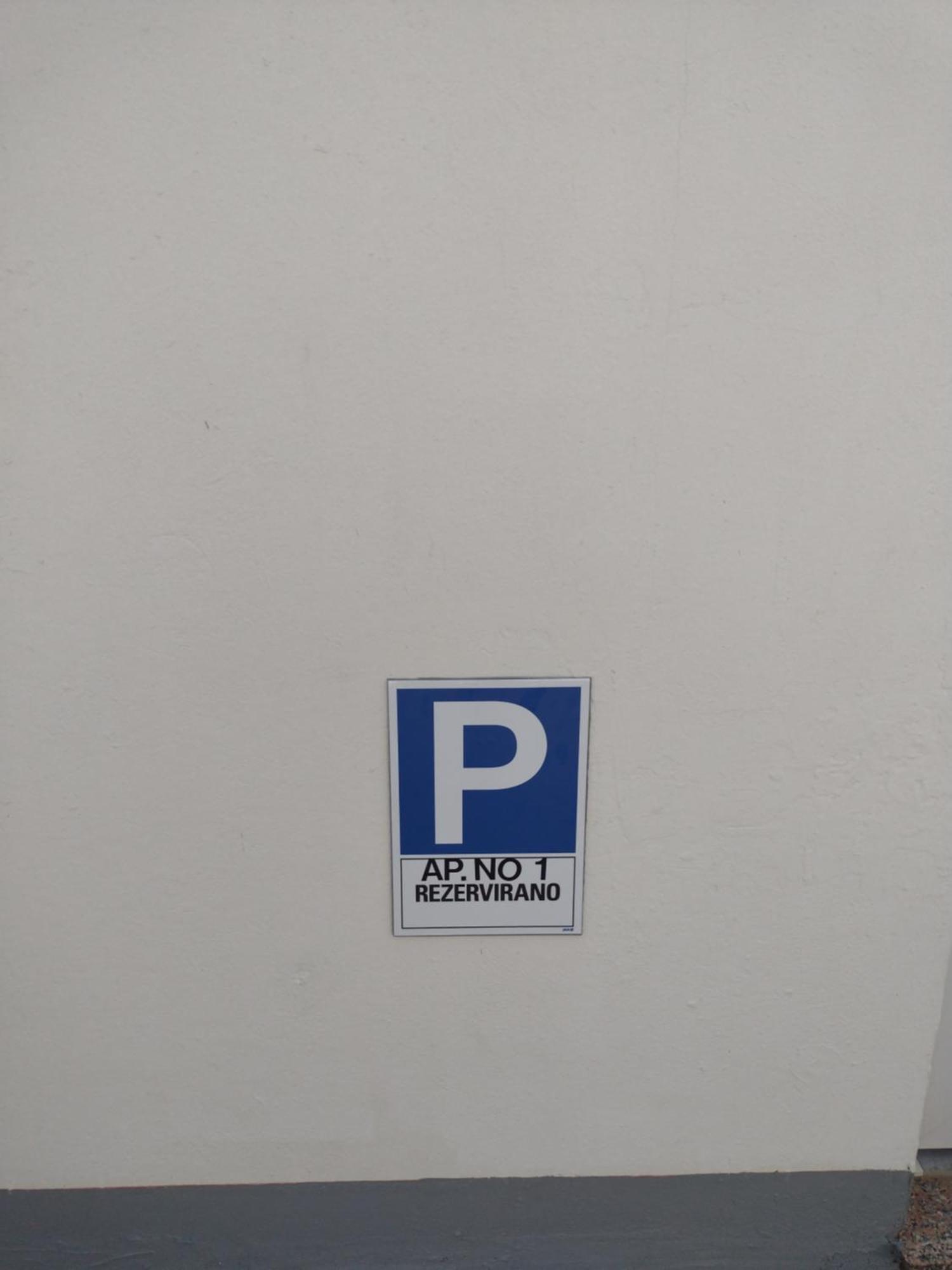 Apartmani Alen Dinjiska Экстерьер фото